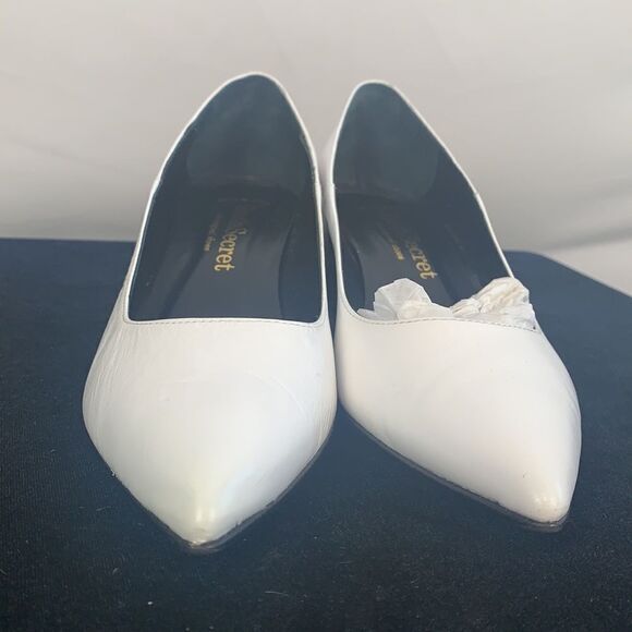 Ruth Secret NEW white with black block heel shoes - Picture 5 of 10